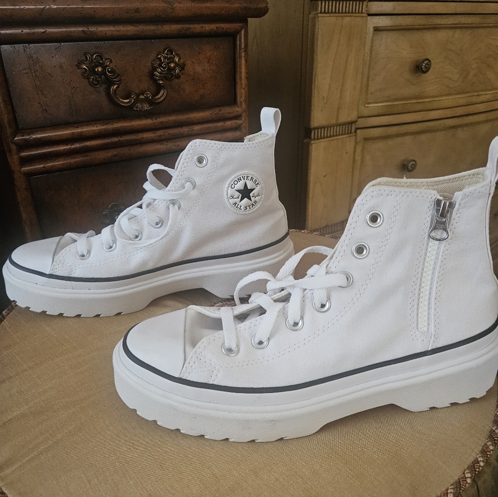 Converse Women's White Platform High-Tops. Sz 8